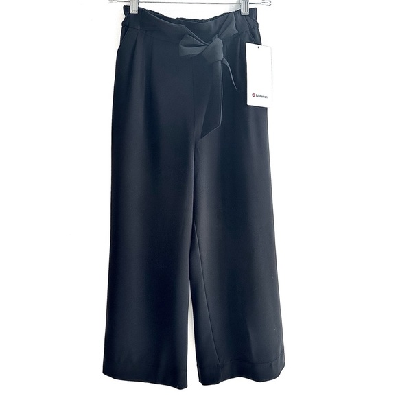 NWT Lululemon Noir Crop- Black SZ 4 - Picture 8 of 13